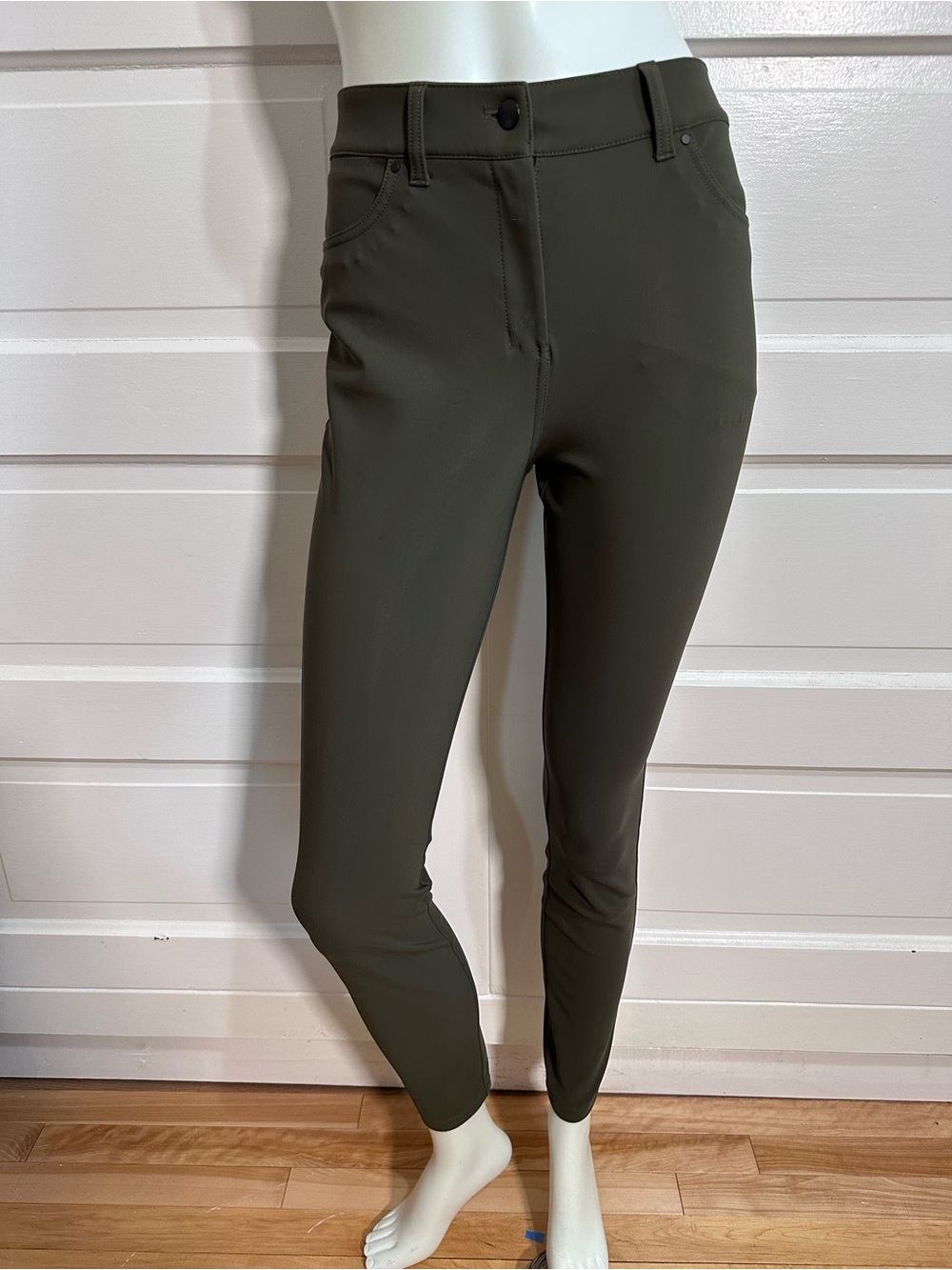 Lululemon City Sleek 5 Pocket Pant Size 27 Dark Olive Stretch Travel Golf $128